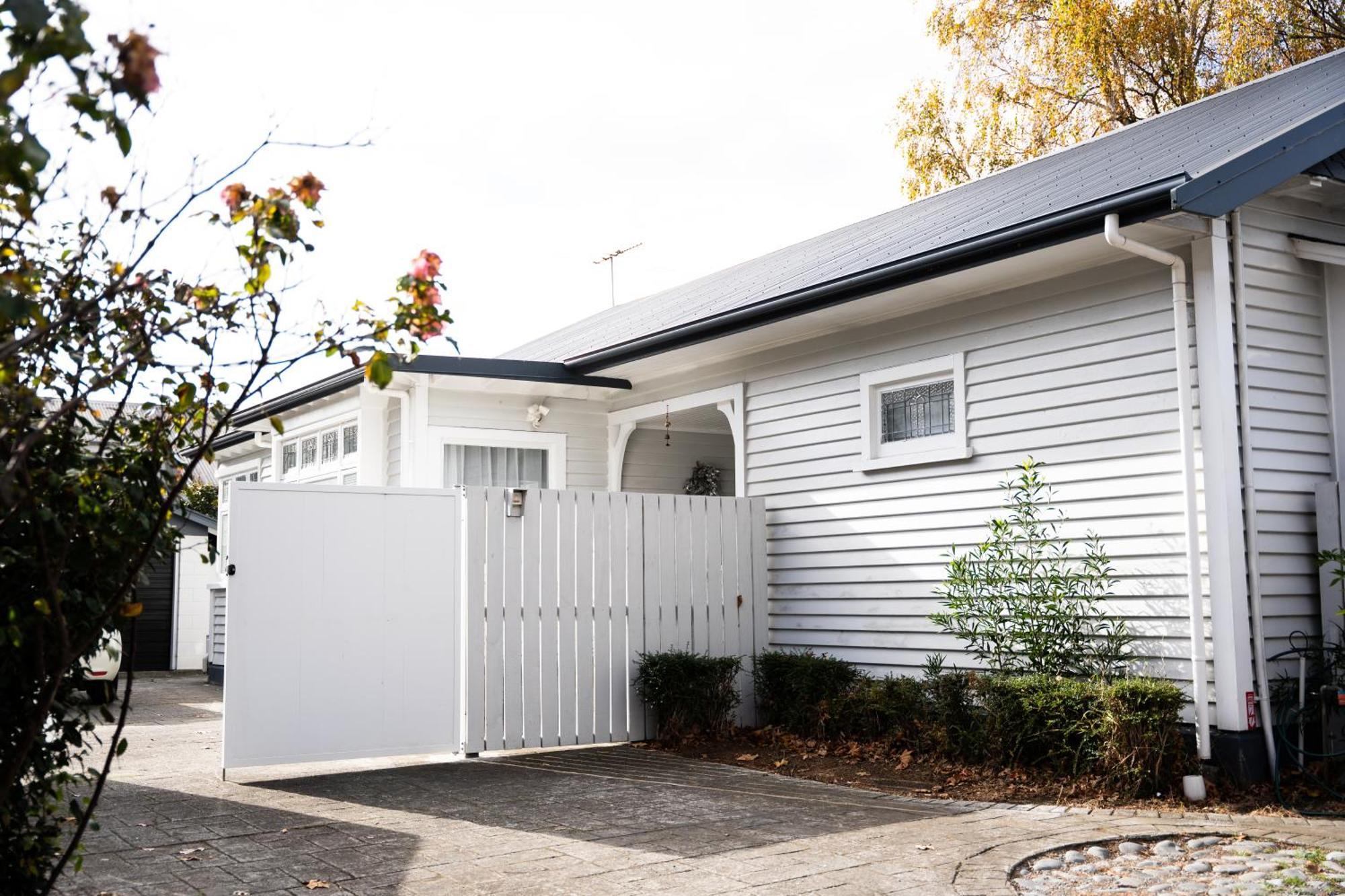 Charming 1920S Villa On Bealey Ave Christchurch Exterior photo